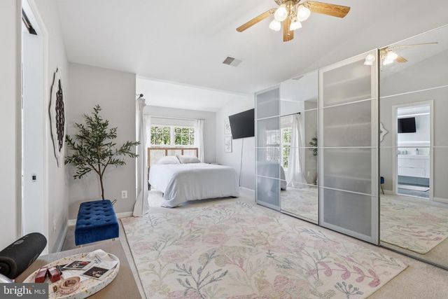 8110 CERROMAR WAY, Gainesville, VA 20155