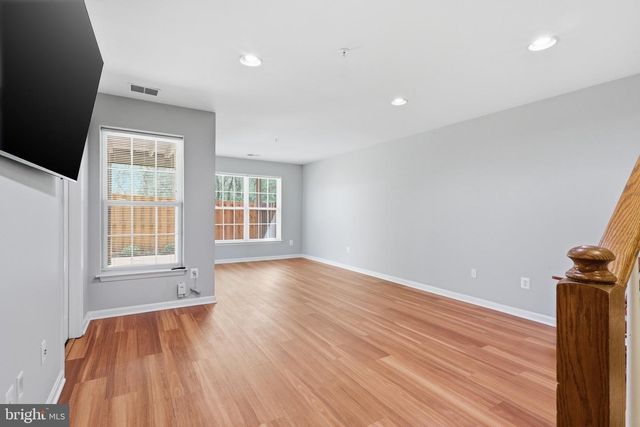 8110 CERROMAR WAY, Gainesville, VA 20155