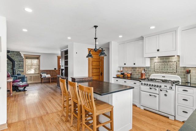 5228 County P Road, Cross Plains, WI 53528