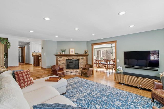 5228 County P Road, Cross Plains, WI 53528