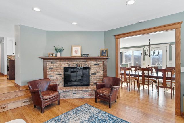 5228 County P Road, Cross Plains, WI 53528