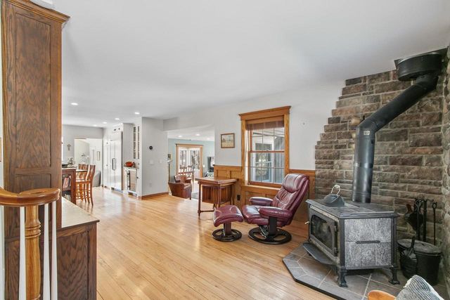 5228 County P Road, Cross Plains, WI 53528