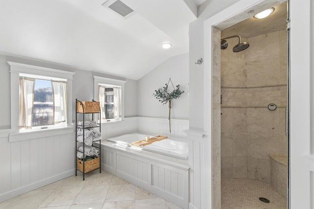 5228 County P Road, Cross Plains, WI 53528