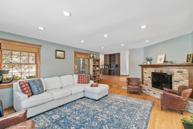 5228 County P Road, Cross Plains, WI 53528