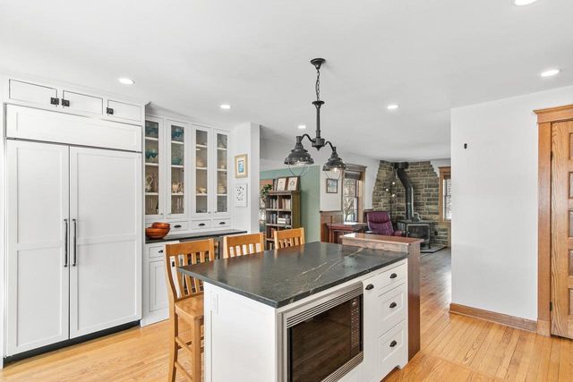 5228 County P Road, Cross Plains, WI 53528