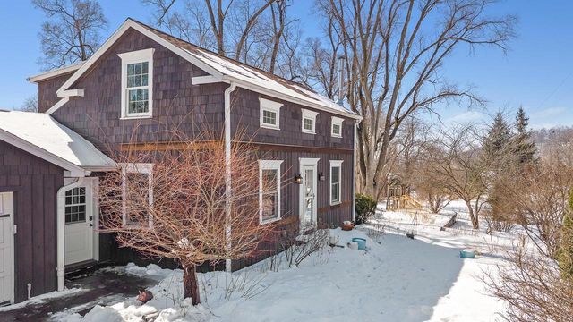 5228 County P Road, Cross Plains, WI 53528