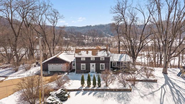 5228 County P Road, Cross Plains, WI 53528