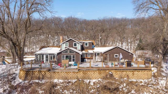 5228 County P Road, Cross Plains, WI 53528