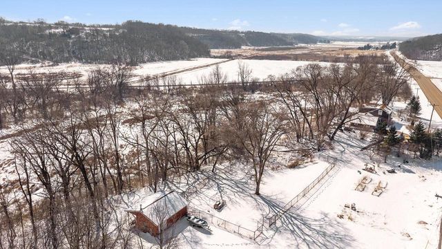 5228 County P Road, Cross Plains, WI 53528