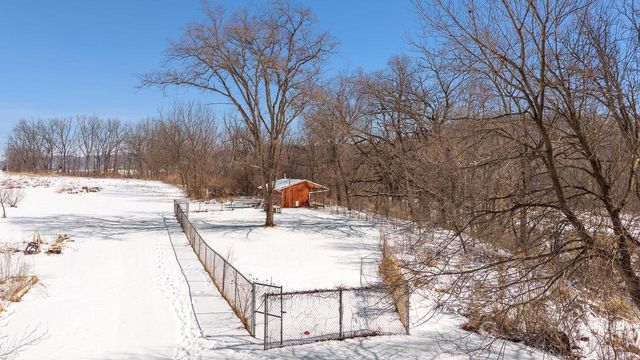 5228 County P Road, Cross Plains, WI 53528