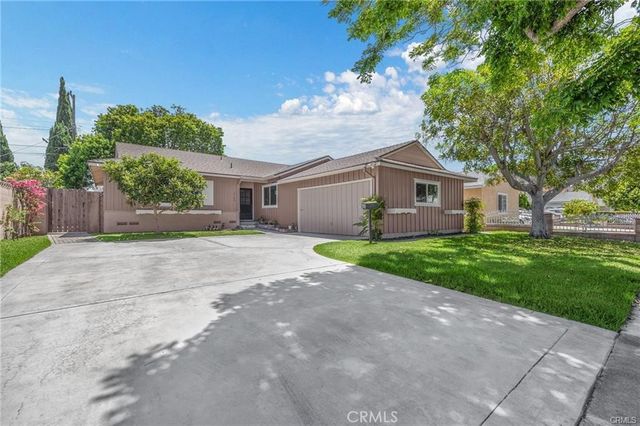 1762 W Beacon, Anaheim, CA 92804