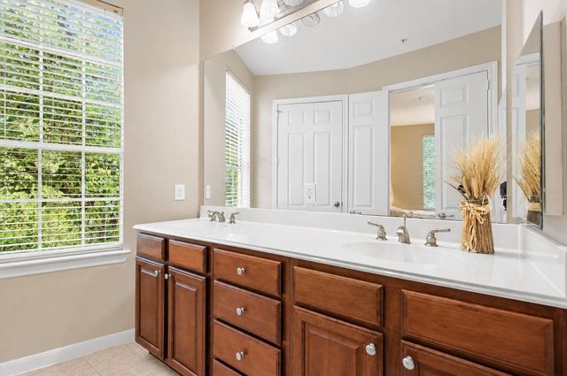 7575 Kirby Drive 1113, Houston, TX 77030