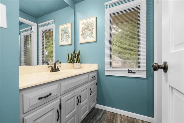 3613 SW 11th Street, Blue Springs, MO 64015