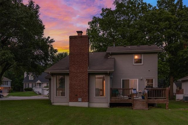 3613 SW 11th Street, Blue Springs, MO 64015