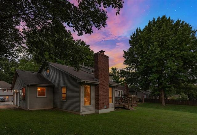 3613 SW 11th Street, Blue Springs, MO 64015