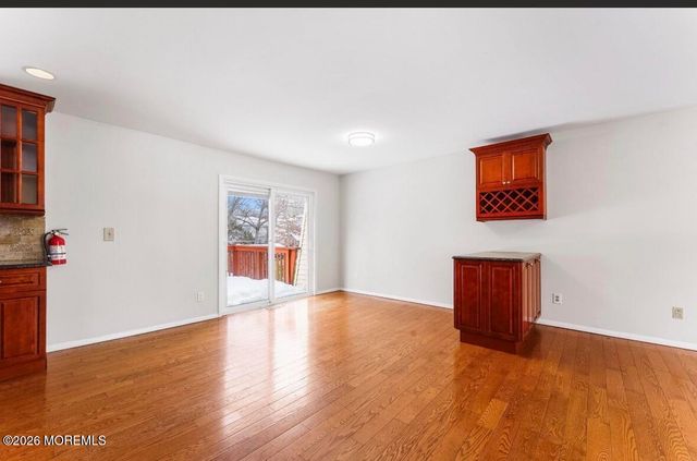 10 Cambridge Drive, Jackson, NJ 08527