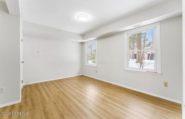 10 Cambridge Drive, Jackson, NJ 08527