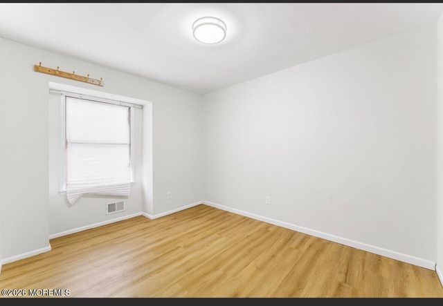 10 Cambridge Drive, Jackson, NJ 08527