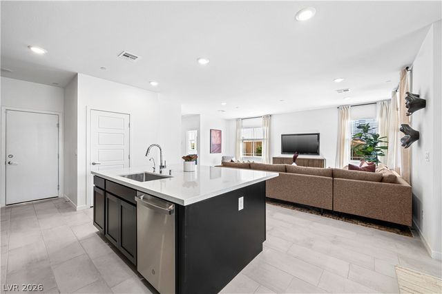 125 Rowan Grove Avenue, Henderson, NV 89011