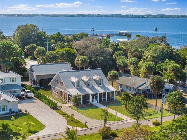 531 Sunset Boulevard, Melbourne Beach, FL 32951