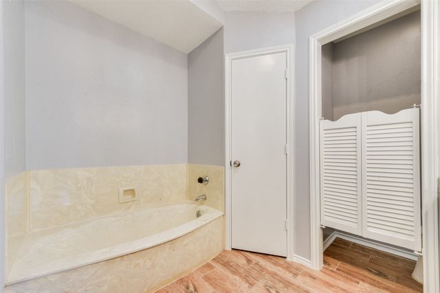 2801 Hickory Bend Drive, Garland, TX 75044