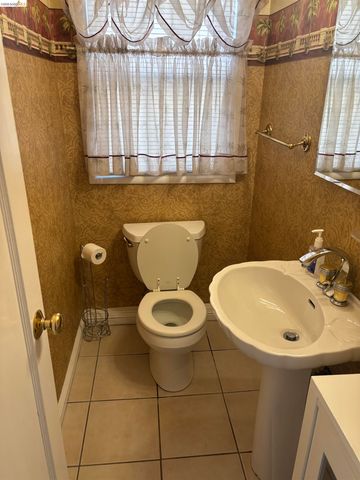 444 28TH ST, Richmond, CA 94804