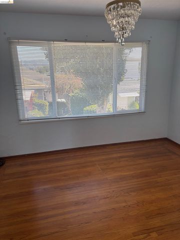 444 28TH ST, Richmond, CA 94804