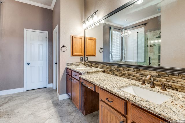 3327 Monarch, San Antonio, TX 78259