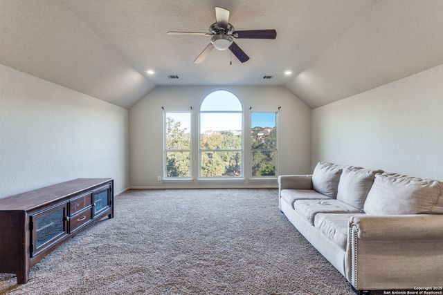 3327 Monarch, San Antonio, TX 78259