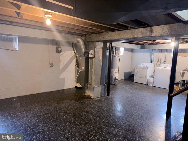 277 WILLOW DR, Cinnaminson, NJ 08077