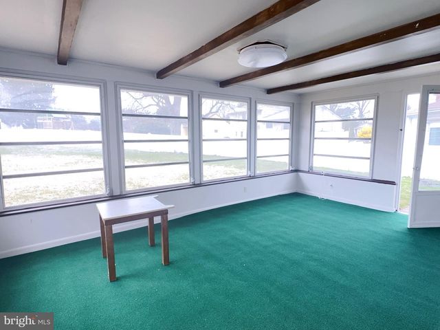 277 WILLOW DR, Cinnaminson, NJ 08077