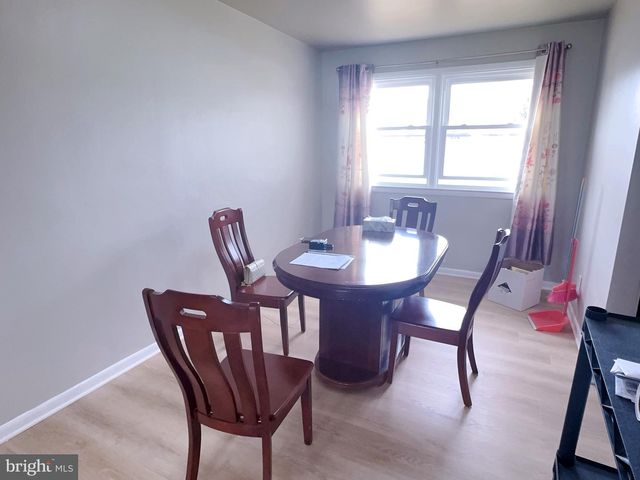 277 WILLOW DR, Cinnaminson, NJ 08077