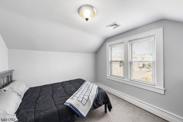 113 Arthur St, Linden City, NJ 07036