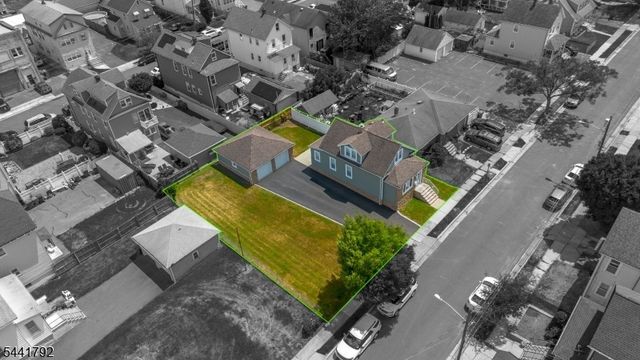 113 Arthur St, Linden City, NJ 07036