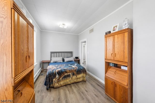 113 Arthur St, Linden City, NJ 07036