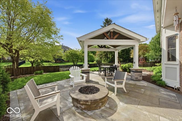 1465 Springmill Ponds Boulevard, Carmel, IN 46032