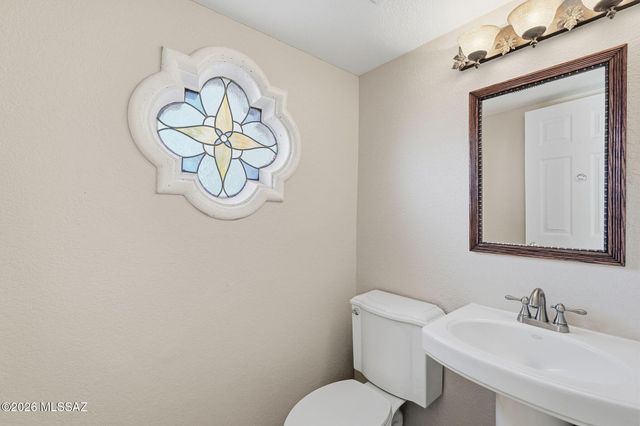 1041 E Calle Mariposa, Tucson, AZ 85718