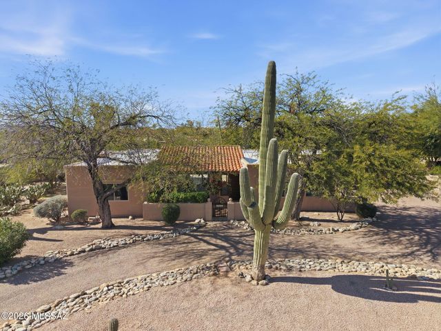 1041 E Calle Mariposa, Tucson, AZ 85718