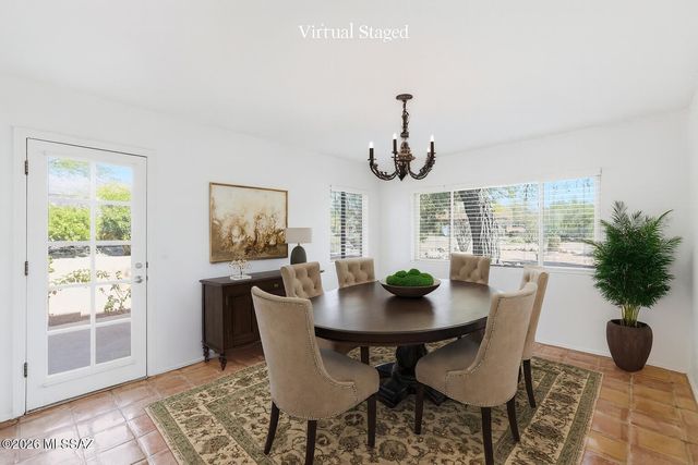 1041 E Calle Mariposa, Tucson, AZ 85718