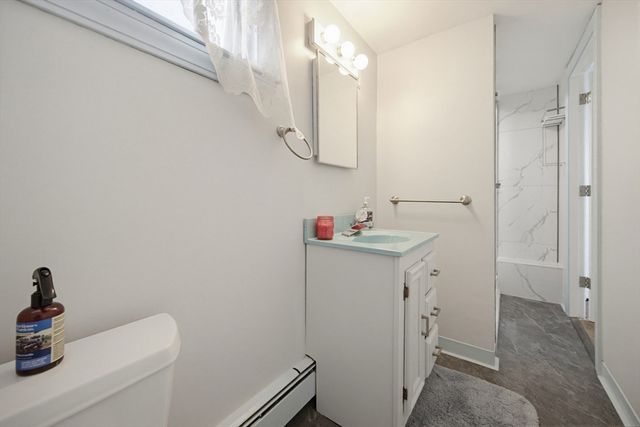 14 Broad St, North Attleboro, MA 02760