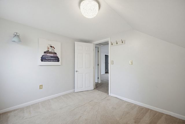 14 Broad St, North Attleboro, MA 02760