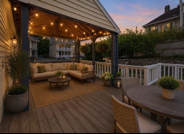14 Broad St, North Attleboro, MA 02760