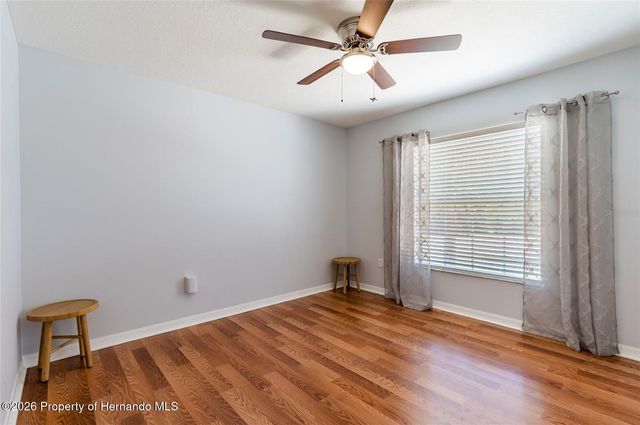 18353 Briar Oaks Drive, Hudson, FL 34667