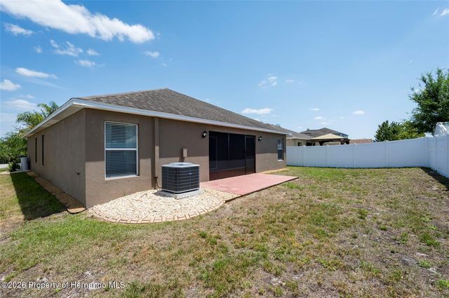 18353 Briar Oaks Drive, Hudson, FL 34667