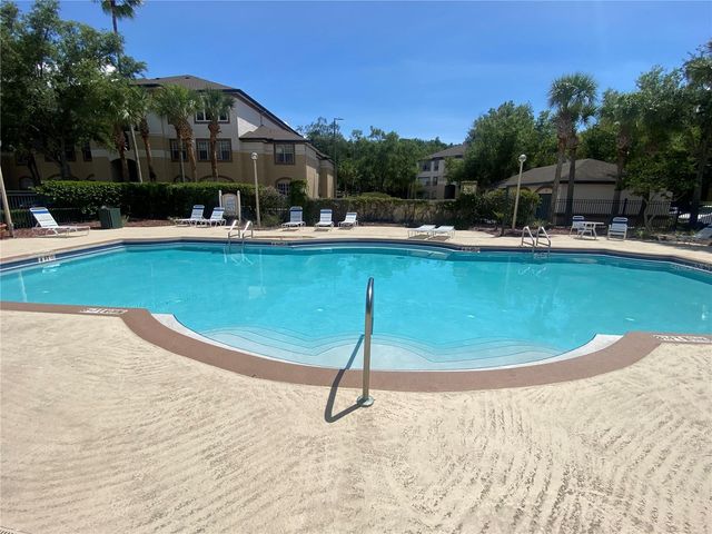 17106 CARRINGTON PARK DRIVE 607, Tampa, FL 33647