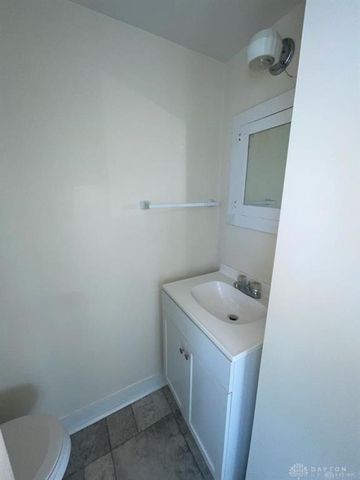 26 W Dayton Drive, Fairborn, OH 45324