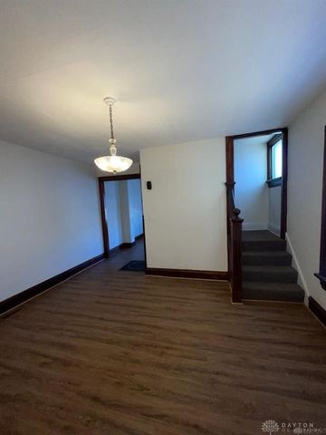 26 W Dayton Drive, Fairborn, OH 45324