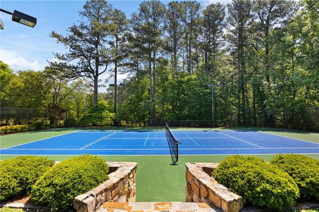 972 Acworth Due West Road NW, Kennesaw, GA 30152