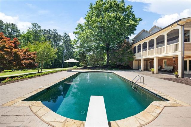 972 Acworth Due West Road NW, Kennesaw, GA 30152
