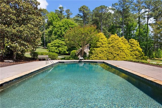 972 Acworth Due West Road NW, Kennesaw, GA 30152